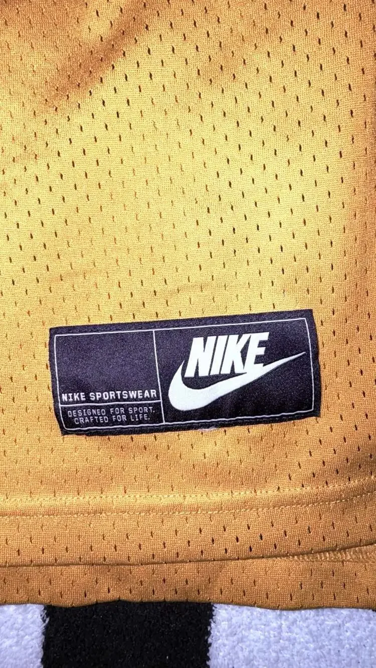 Nike Sportswear Mesh Basketball Jersey Yellow Gold Size Large - Picture 4 of 4